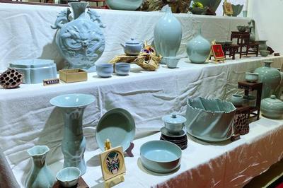 “一抹天青”独特耀眼!宝丰汝瓷产品亮相北京国际精品陶瓷展
